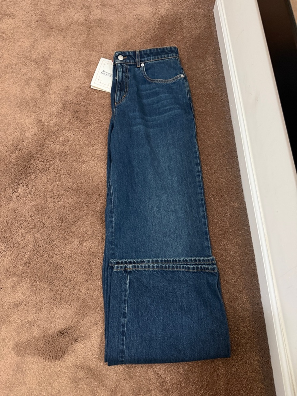 Alexander McQueen brand new woman jeans size 26 - Picture 6 of 7